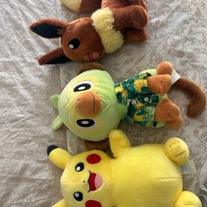 Build a bear Pokémon plush set